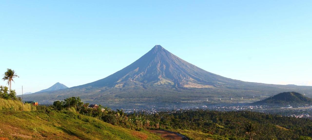 Casavecino Bed and Breakfast Legazpi Eksteriør billede